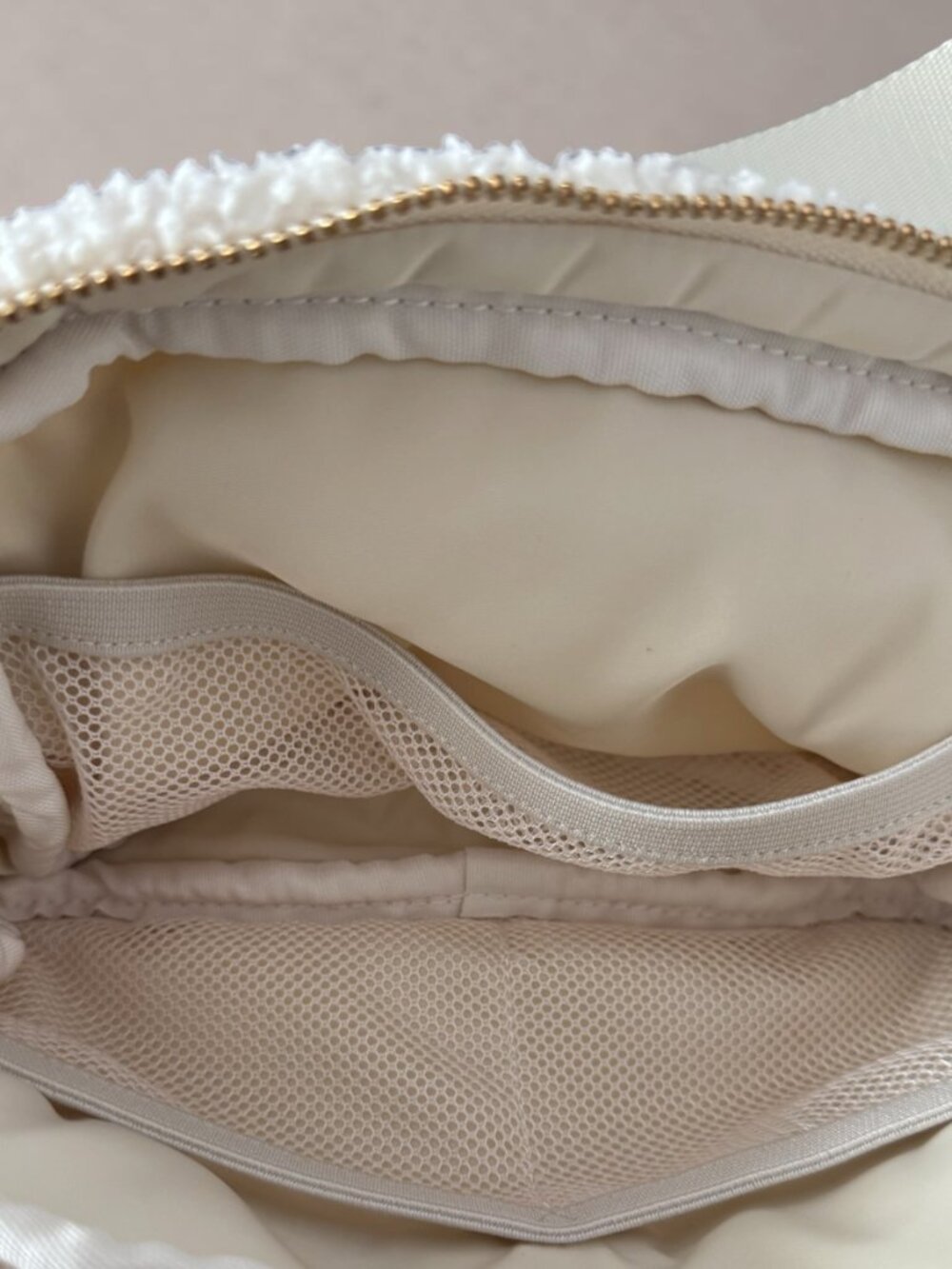 Unbranded Sherpa Belt Bag Cream Fanny Pack Crossbody Adjustable Strap - Picture 2 of 5